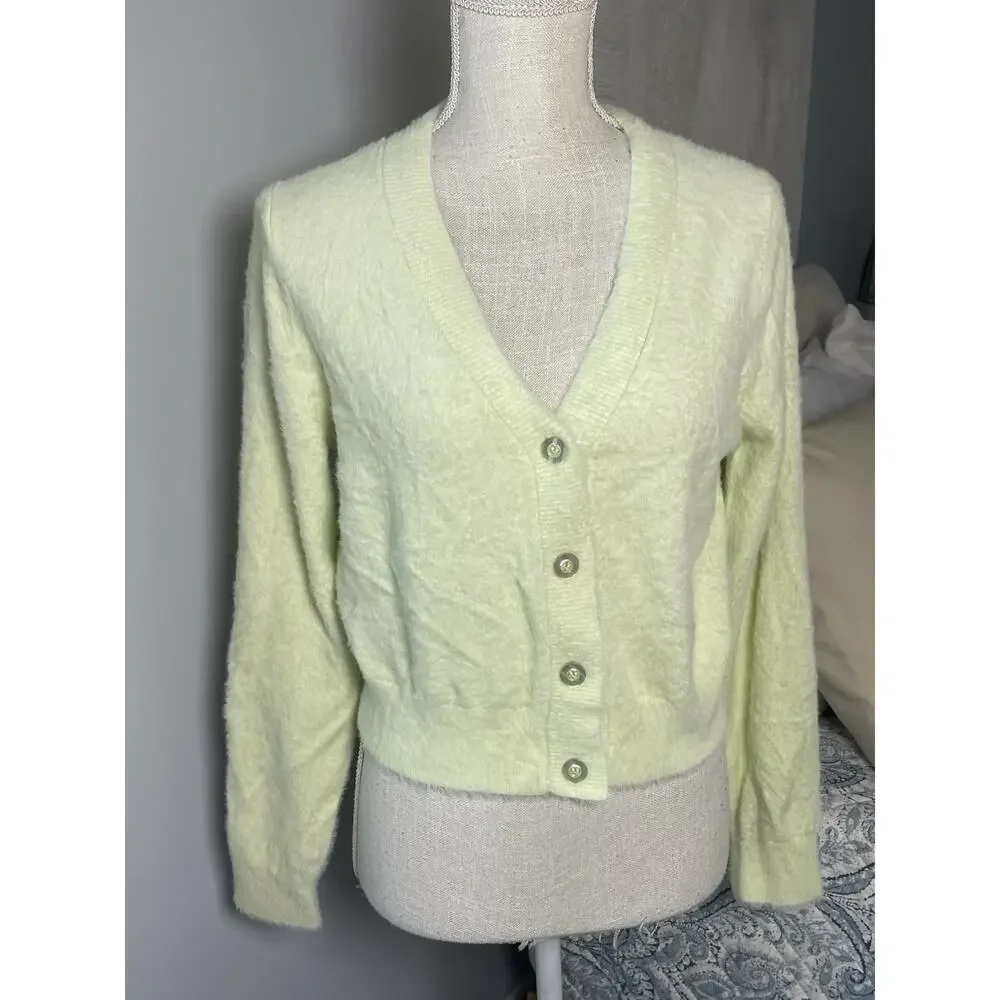 Willow & Wind Fuzzy Button Cardigan L Soft Pastel Green Knit Sweater Cozy Y2K - Picture 3 of 7